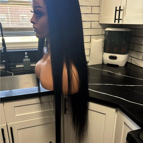 Black Straight Lace Front Wig - Women Hair - Picture 6 of 7